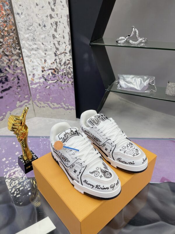 1 Custom LV Trainer White Black Hand Drawn Graffiti Print Luxury Casual Sneakers