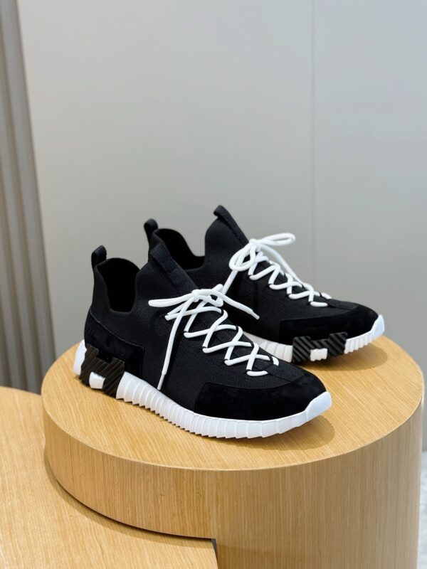 2 Hermès Black Knit and Suede Low-Top Sneakers with White Laces and Treaded Sole