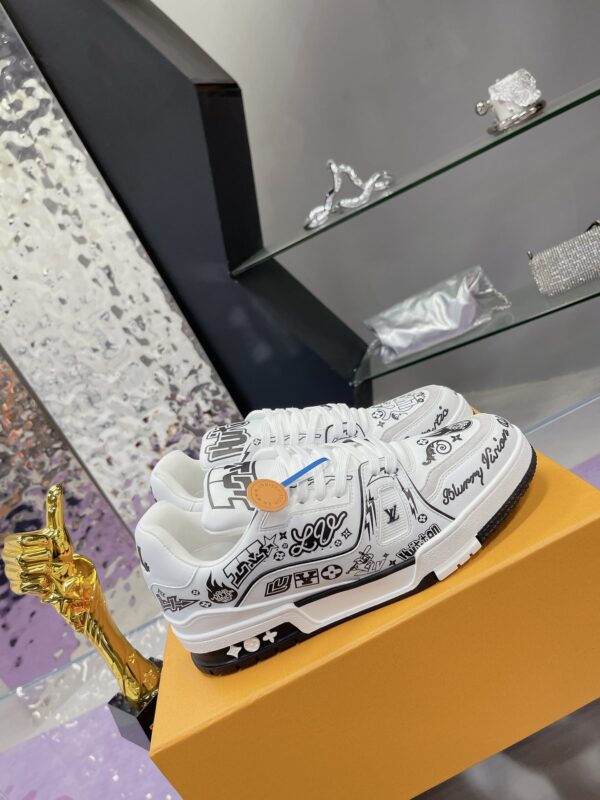 2 Custom LV Trainer White Black Hand Drawn Graffiti Print Luxury Casual Sneakers