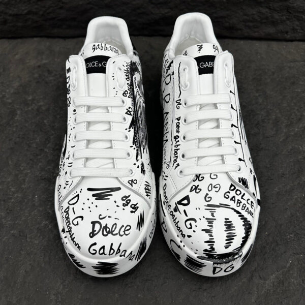5 D&G Full Black Graffiti Logo Print White Leather Low Top Casual Sneakers