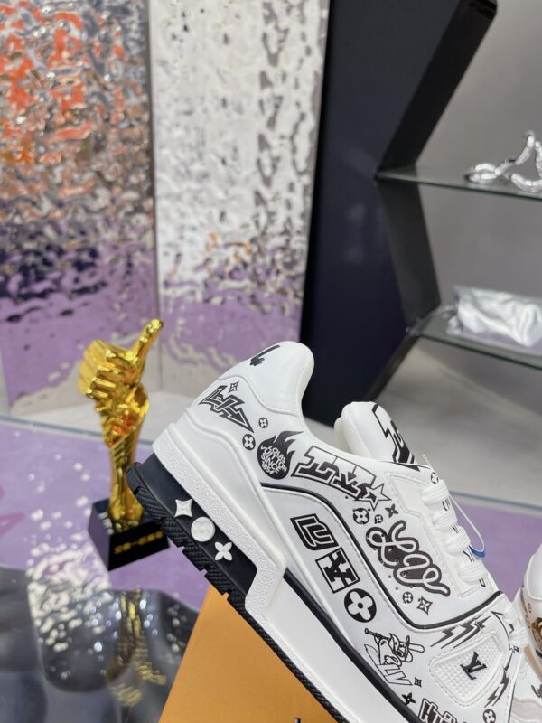 6 Custom LV Trainer White Black Hand Drawn Graffiti Print Luxury Casual Sneakers