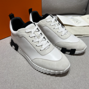 ScreenShot_2026-06-09_204452_258 Hermès White Leather & Suede Low-Top Sneakers with Black H Logo Sole